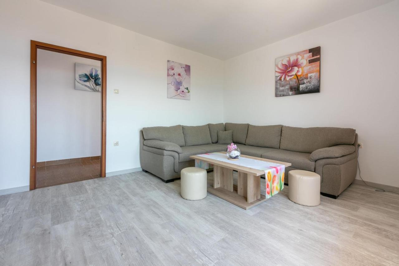 Apartments Melita 드라말리 외부 사진
